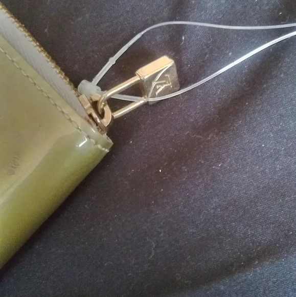 LOUIS VUITTON lv leather VERNIS COMPACT ZIPPY WALLET mini light green gold *