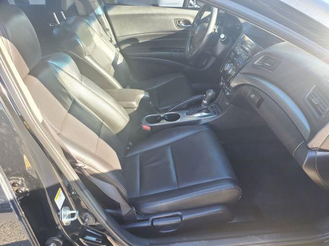 2013 Acura ILX