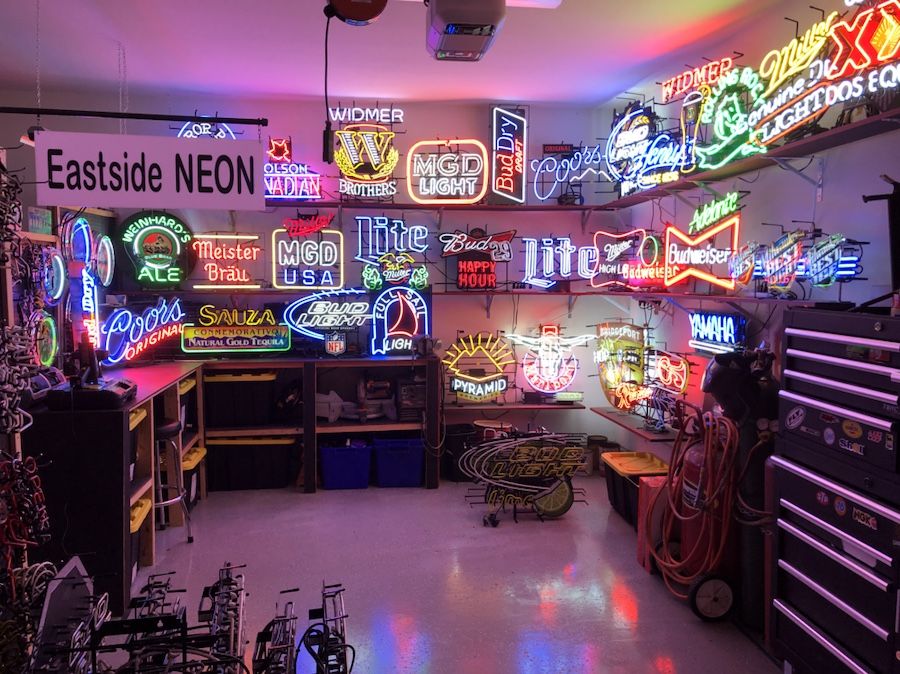 Neon beer signs for sale! for Sale in Troutdale, OR OfferUp