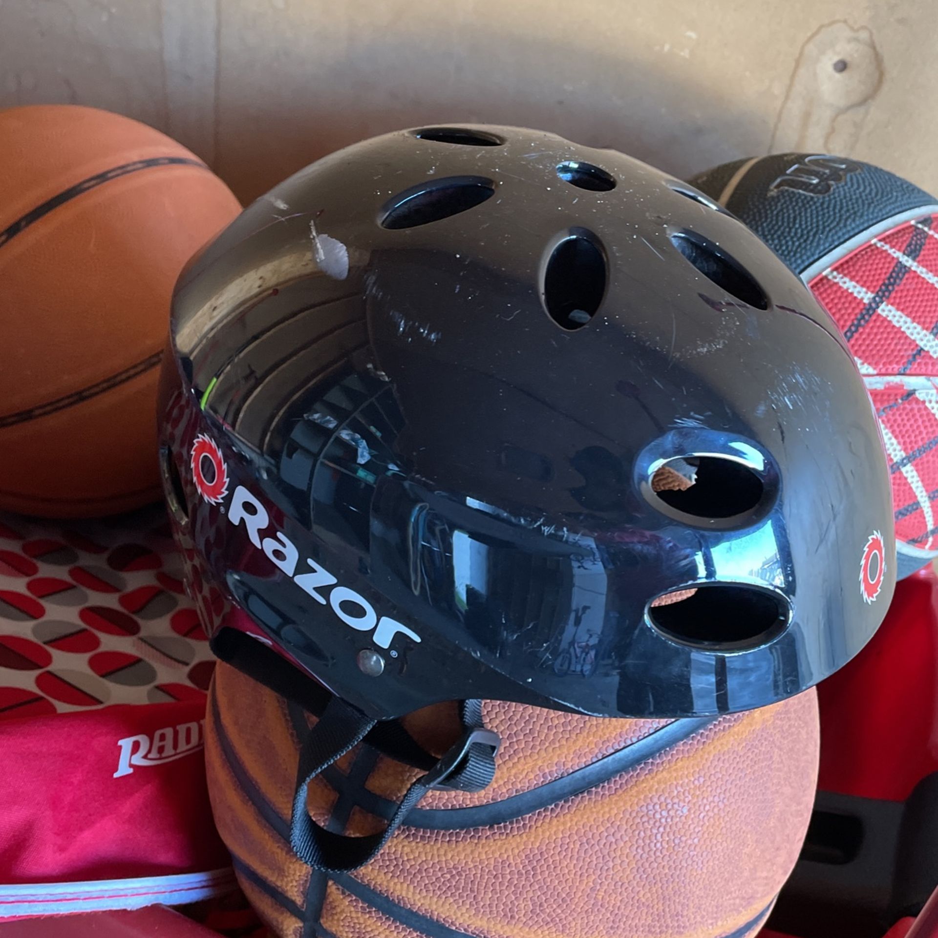 Razor Helmet