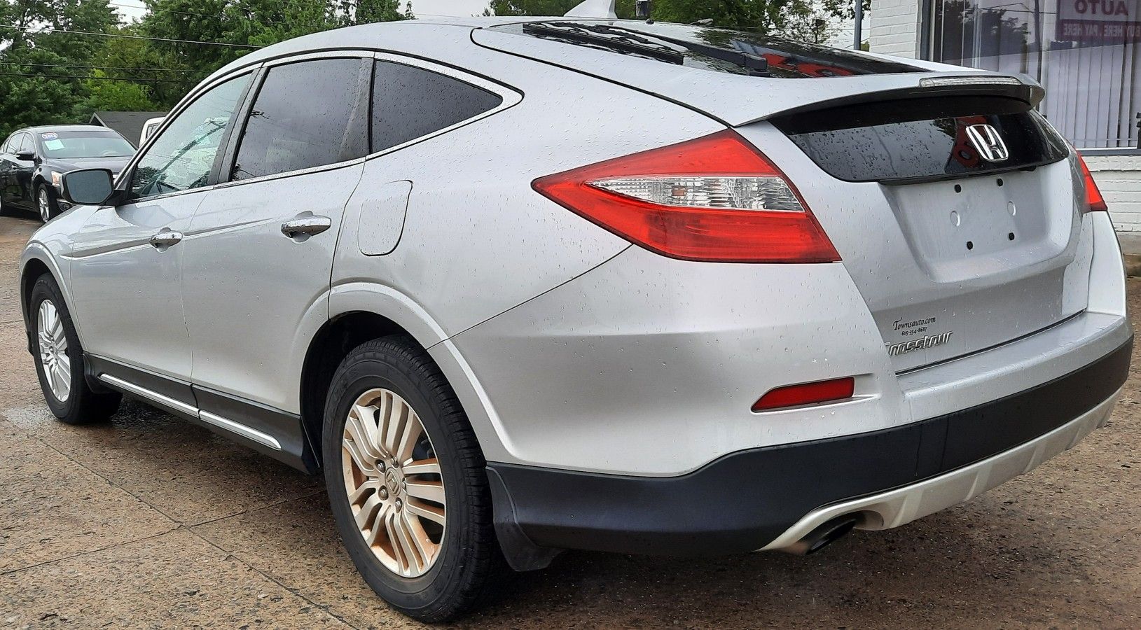 $8,900 CASH DEAL 2013 HONDA CROSSTOUR W/NAVIGATION