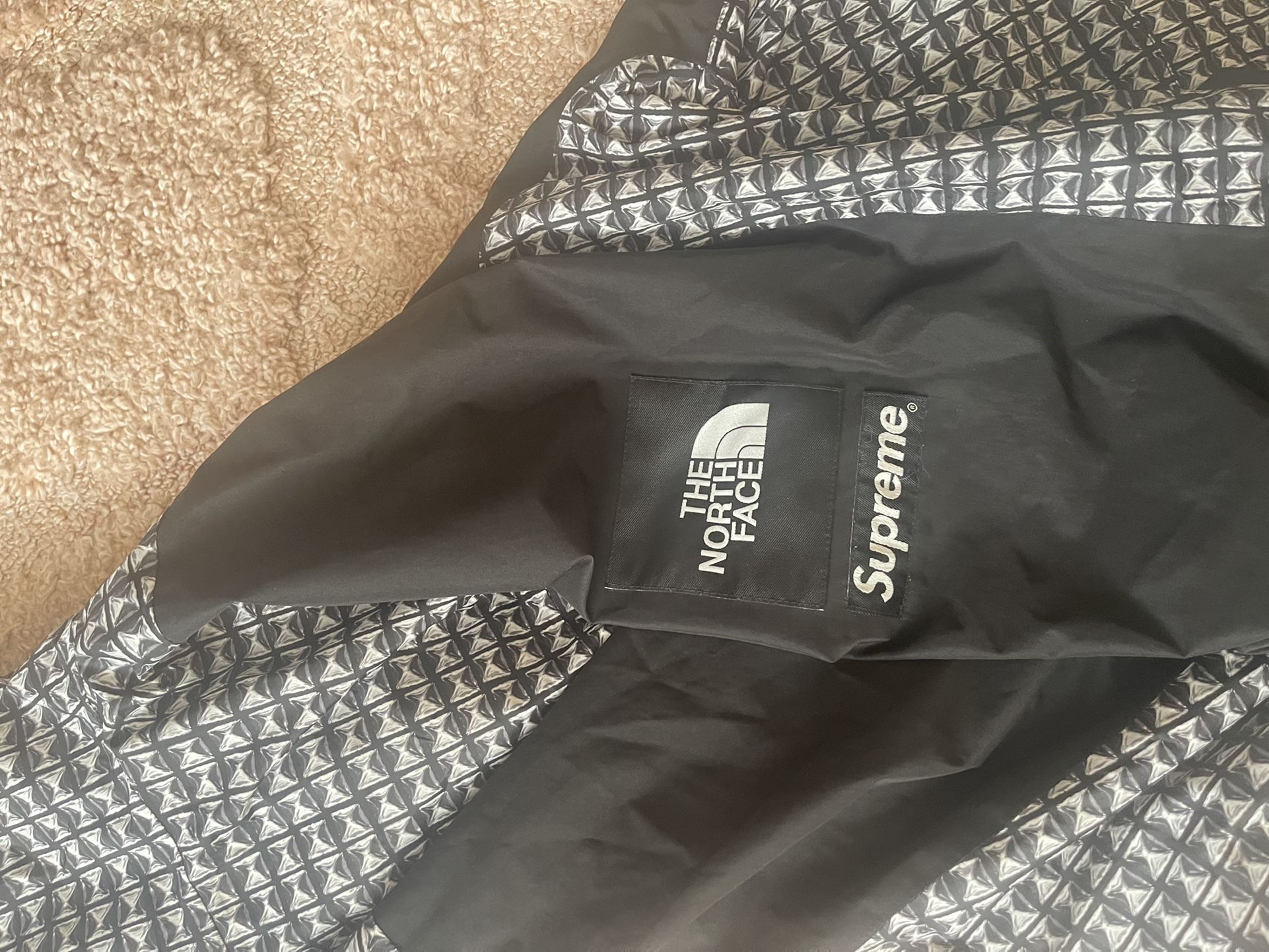 The North Face x Supreme Studded Mountain Light Jacket