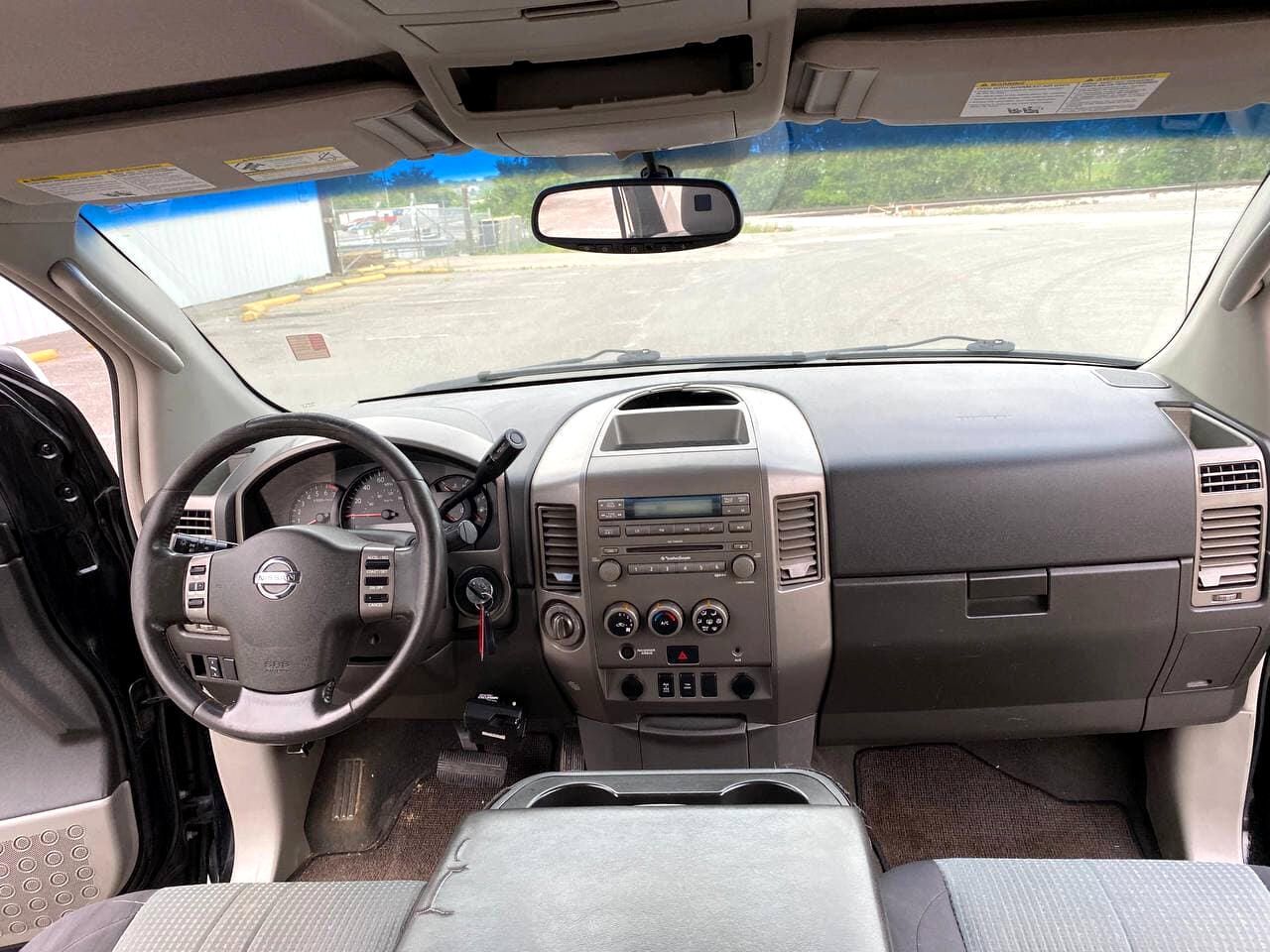 2004 Nissan Titan