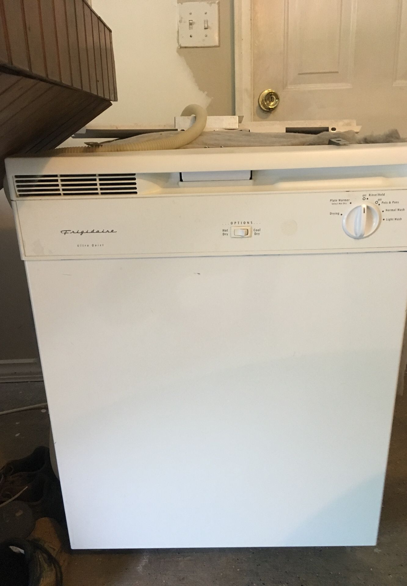 Dishwasher Frigidaire Ultra quiet Used for Sale in Acworth, GA OfferUp