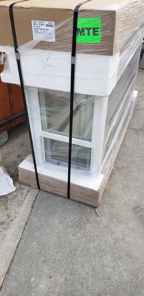 Windos Garden Windos 55x39 Milgard Low E ,argon