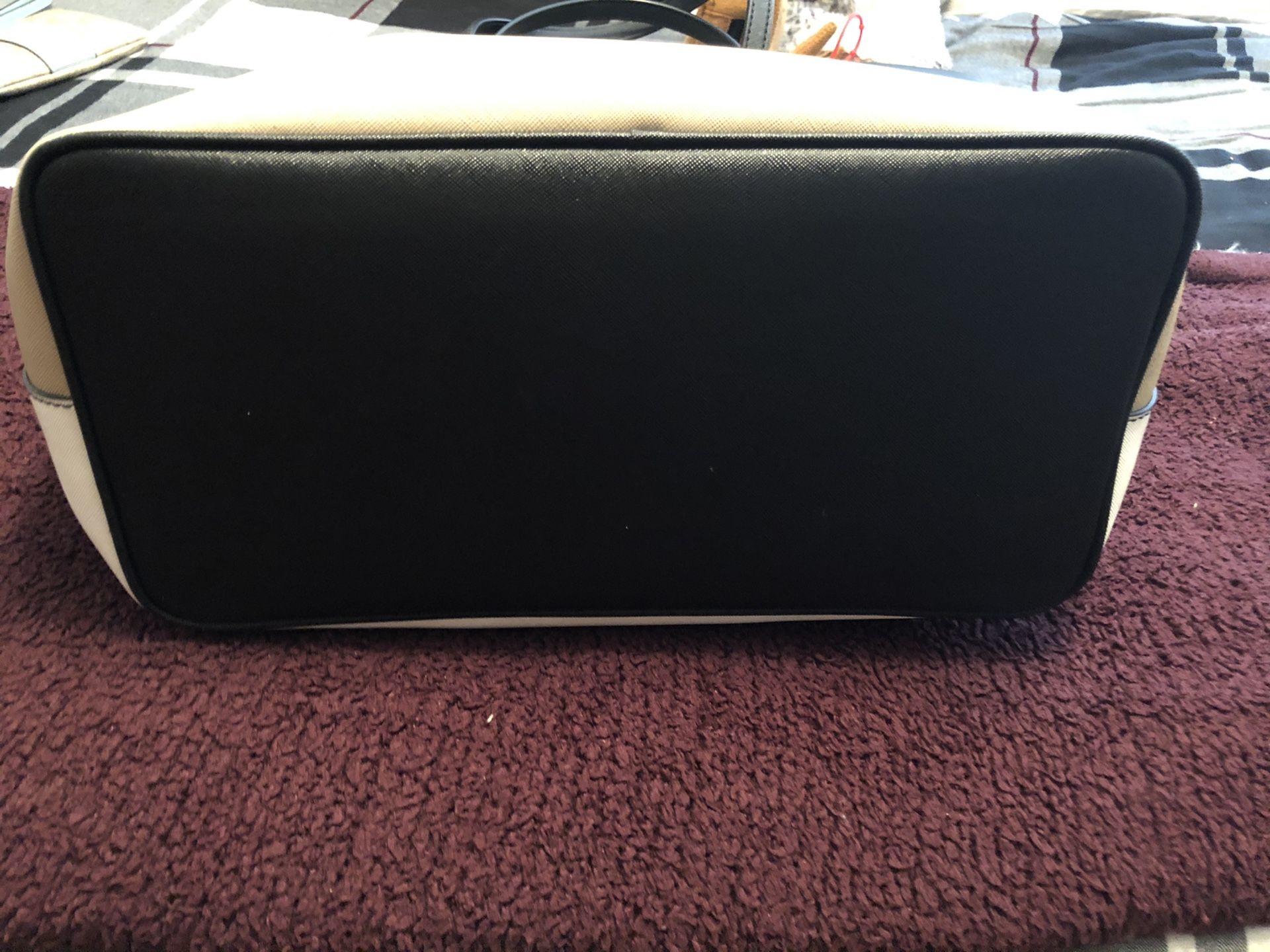 Like new Marc Jacobs Tote