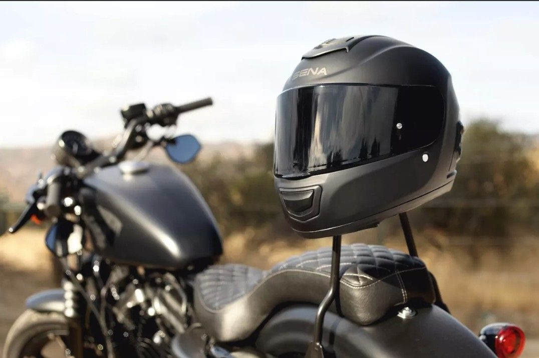 SENA Medium Momentum Dual Bluetooth Helmet Full Face Matt Black