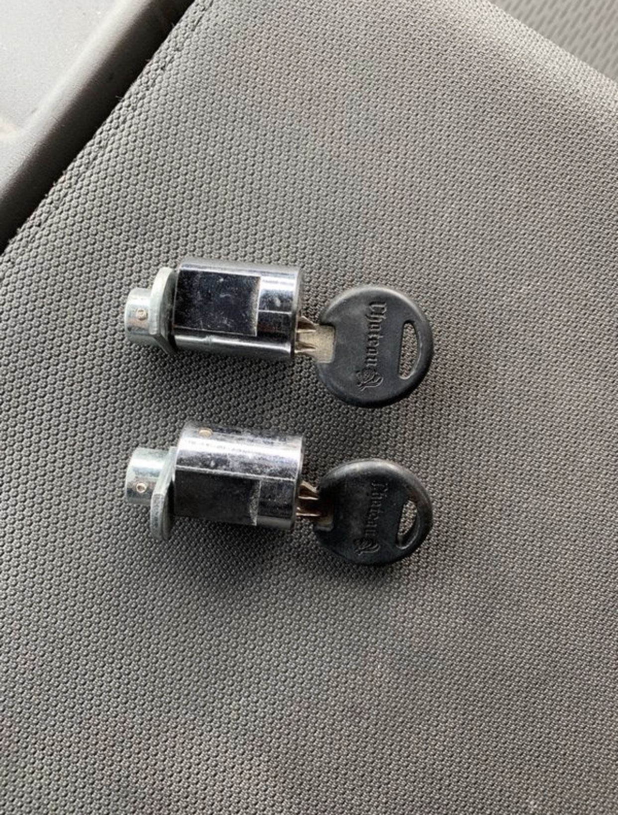 Chateau cylinder locks purchased from Uhaul storage for Sale in Los