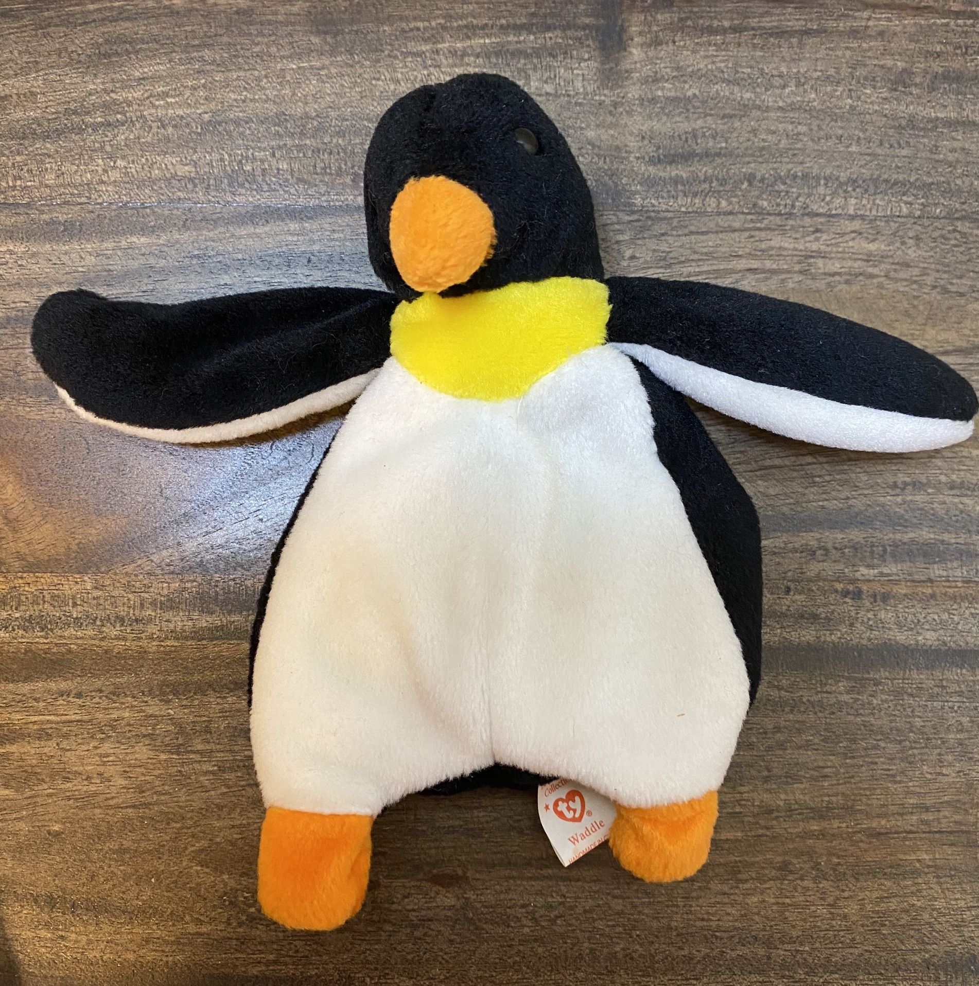 TY Beanie babies Penguin Waddle approximately 7” Tall