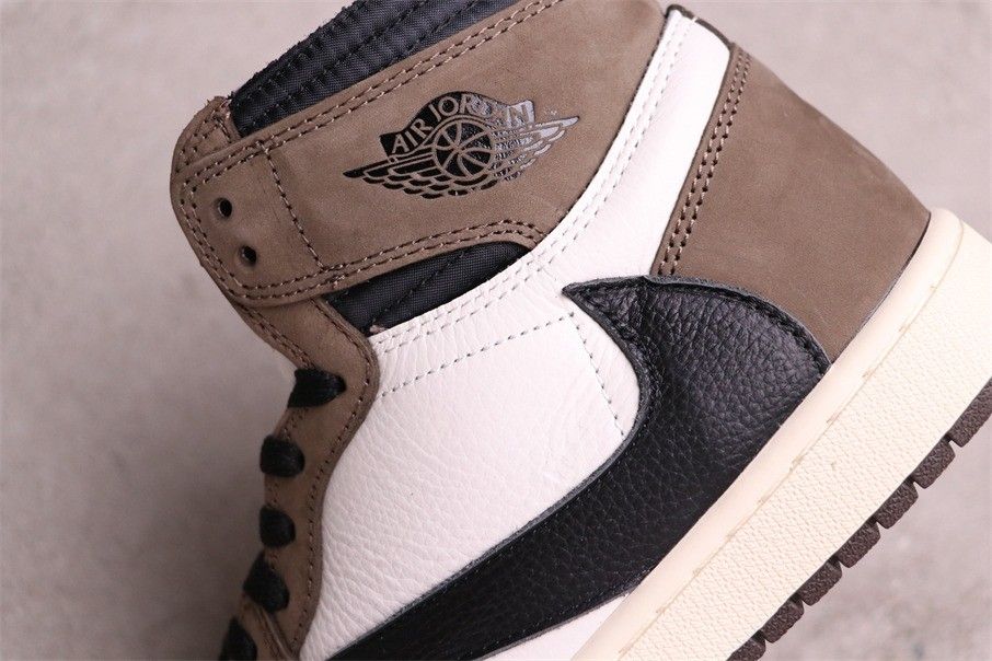 air jordan 1 travis scott size 4-13
