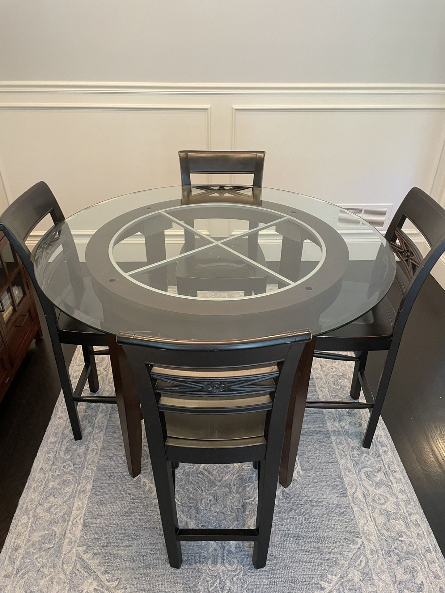 4 Person Glass Round Table With Chairs 