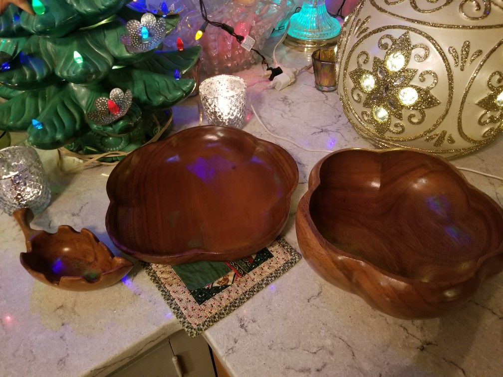 Wood bow, platter, and spoon rest