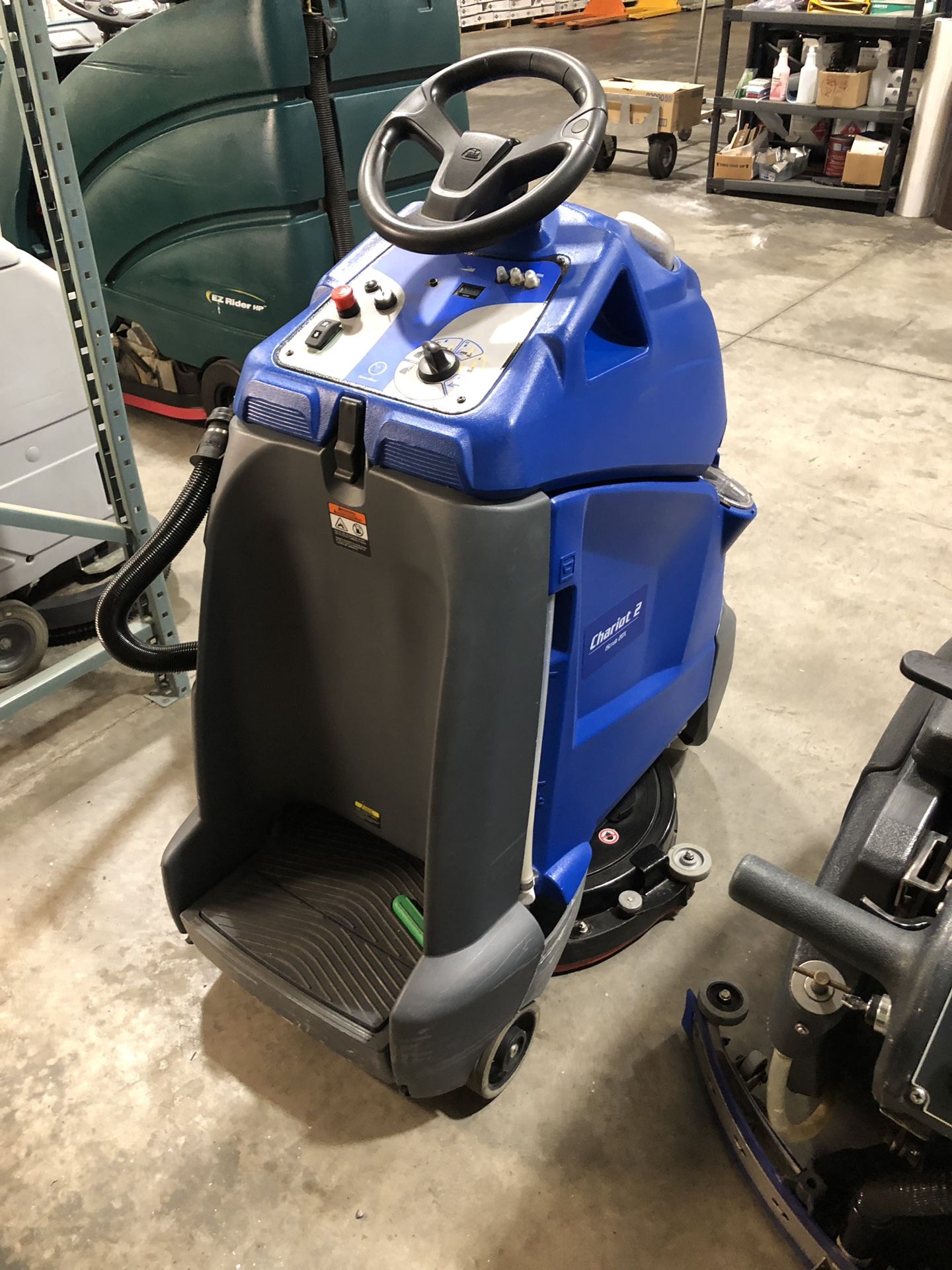 Windsor iScrub 2 20x stand on floor scrubber