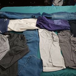 Women's Clothes All For $45 (20 Items Total) Thumbnail