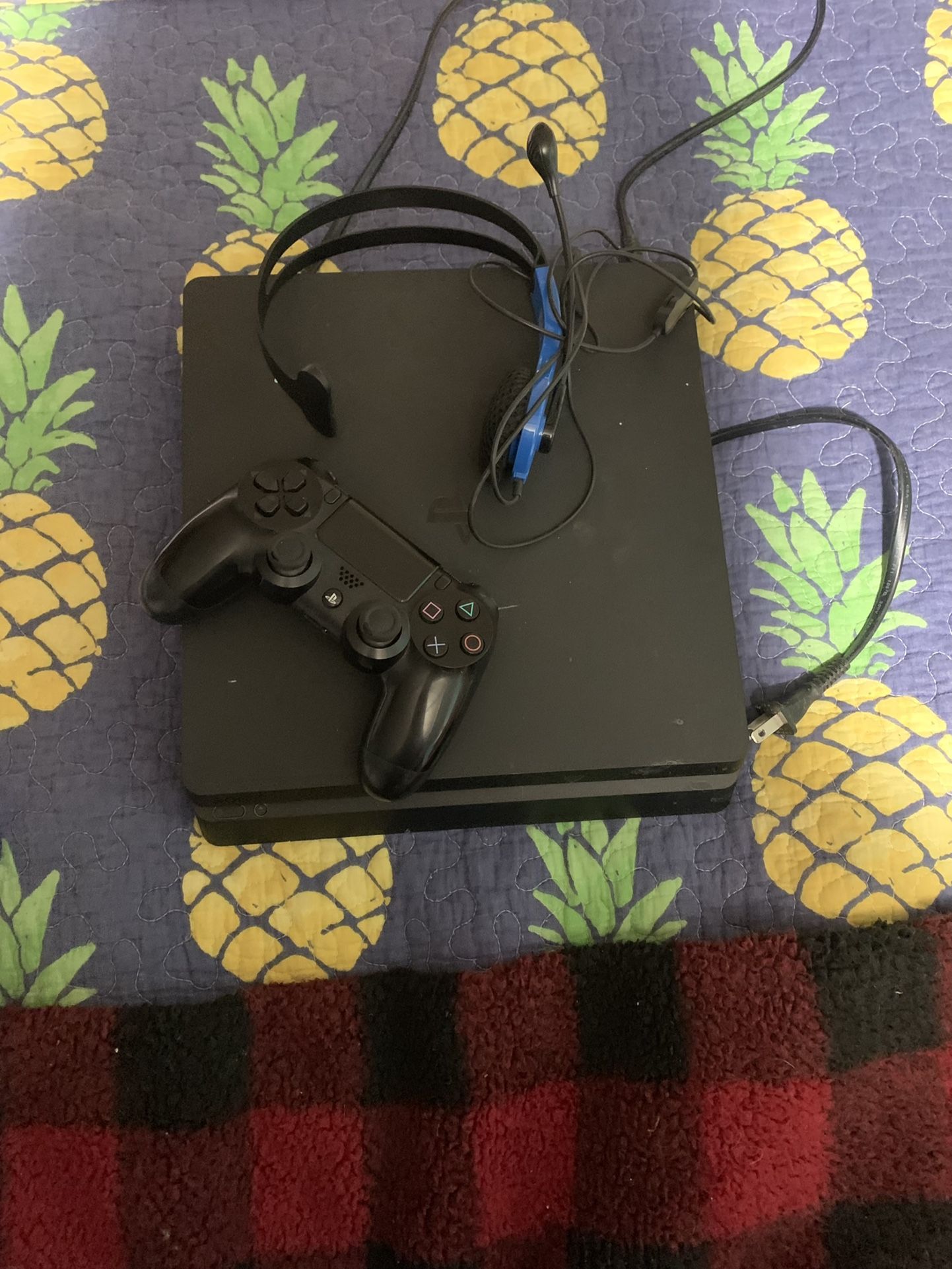 Ps4 BUNDLE 500GB