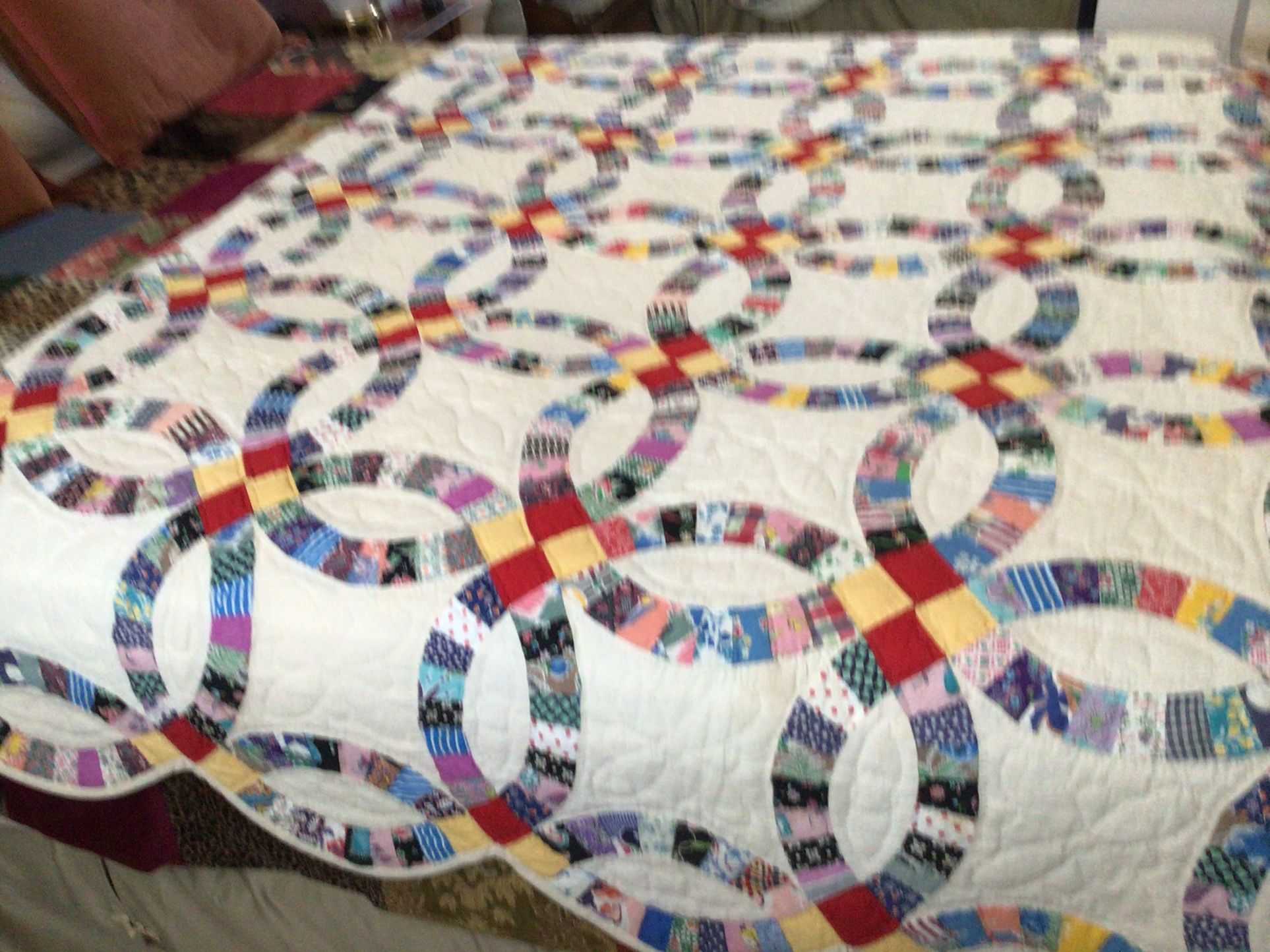 Hand-stitched Quilt For fill-size Bed Wedding Ring Pattern