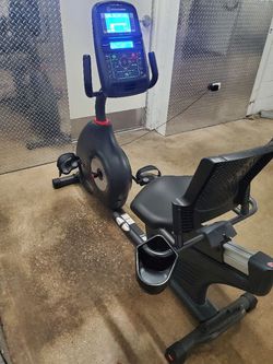 SCHWINN 270 RECUMBENT BIKE ( LIKE NEW & DELIVERY AVAILABLE TODAY) LAST MINITE CHRISTMAS 🎄 GIFT 🎁 🎀 Thumbnail