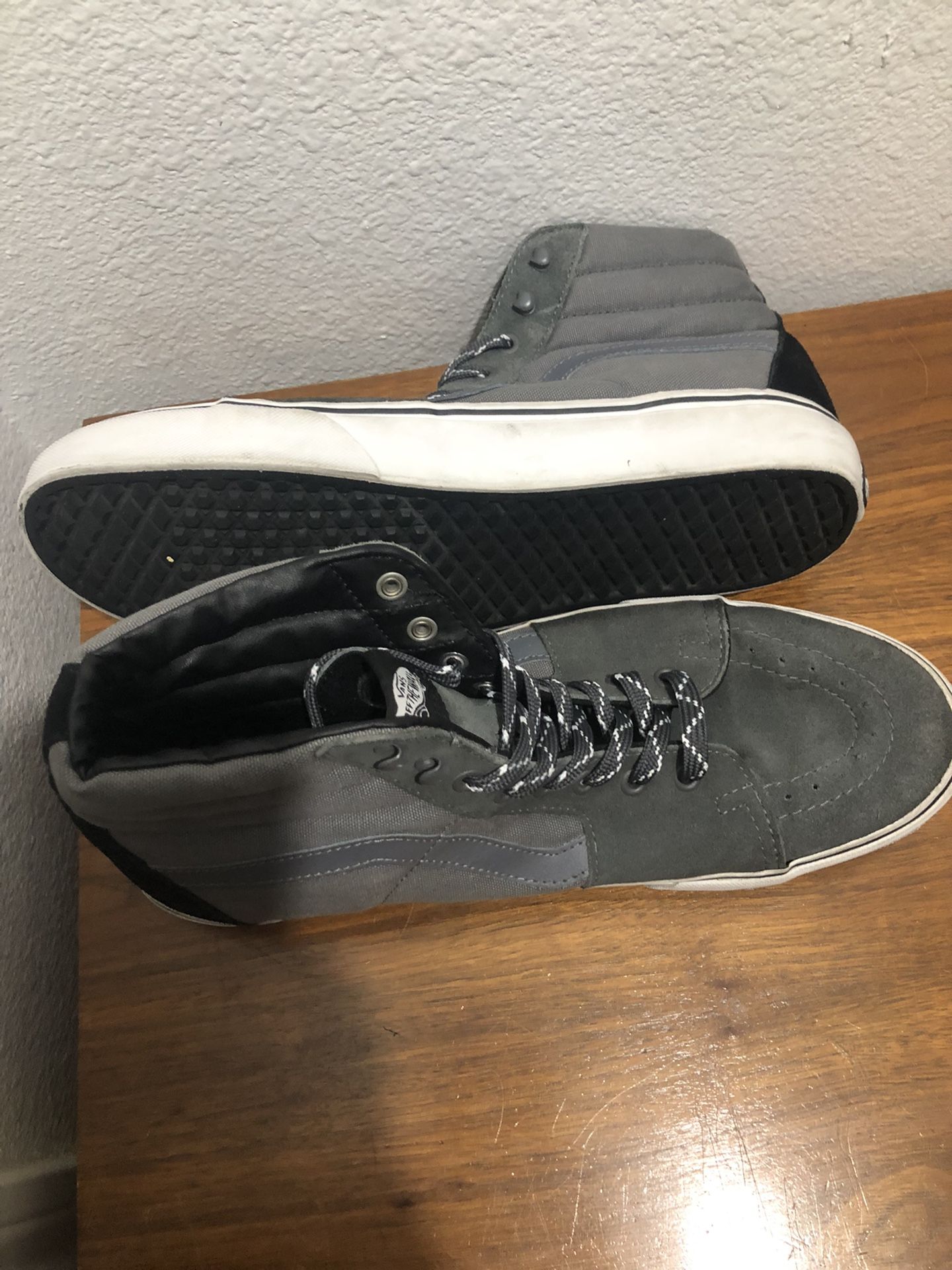 Vans Sk8 Hi Grey On Black Size 13 Vans Low Size 13 Grey Red