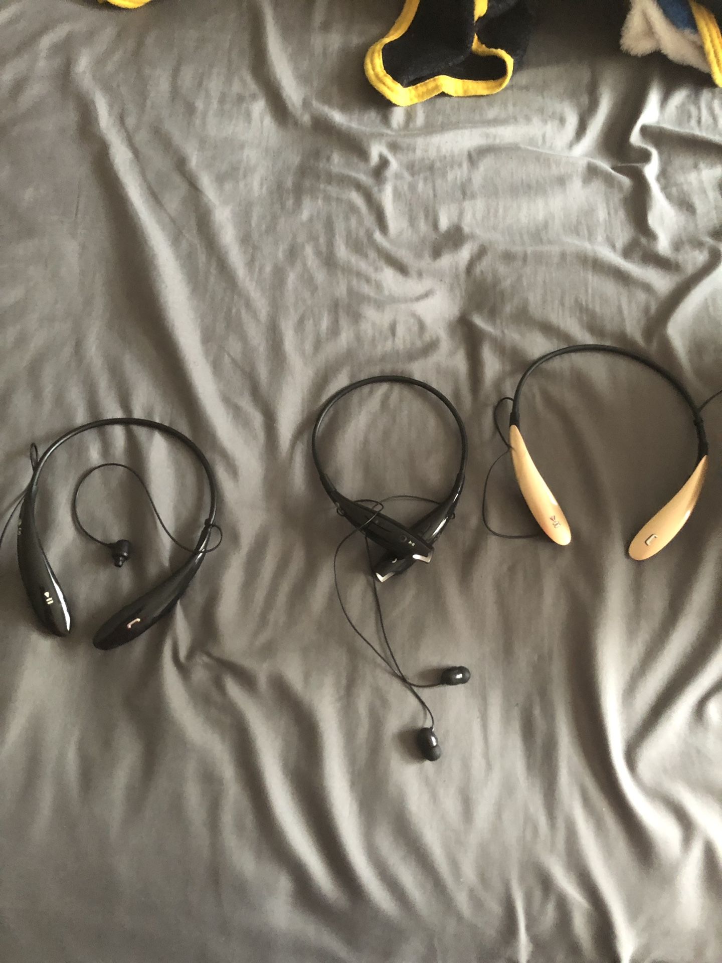 3 LG Tone Pro Bluetooth headphones