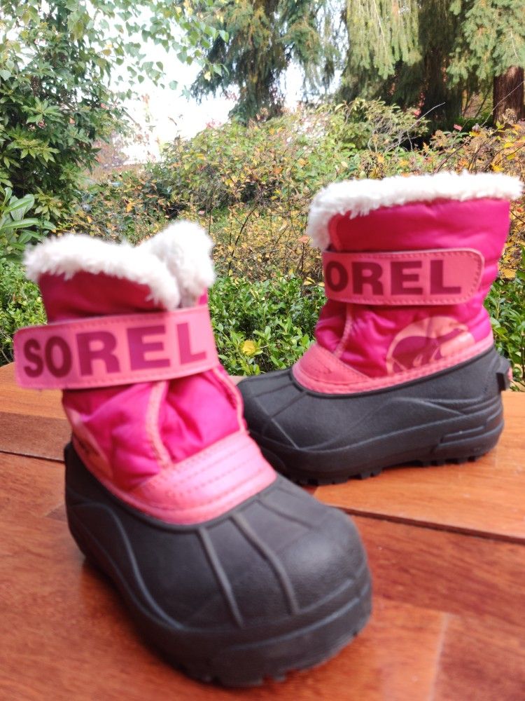 Sorel Snow Boots Size 9