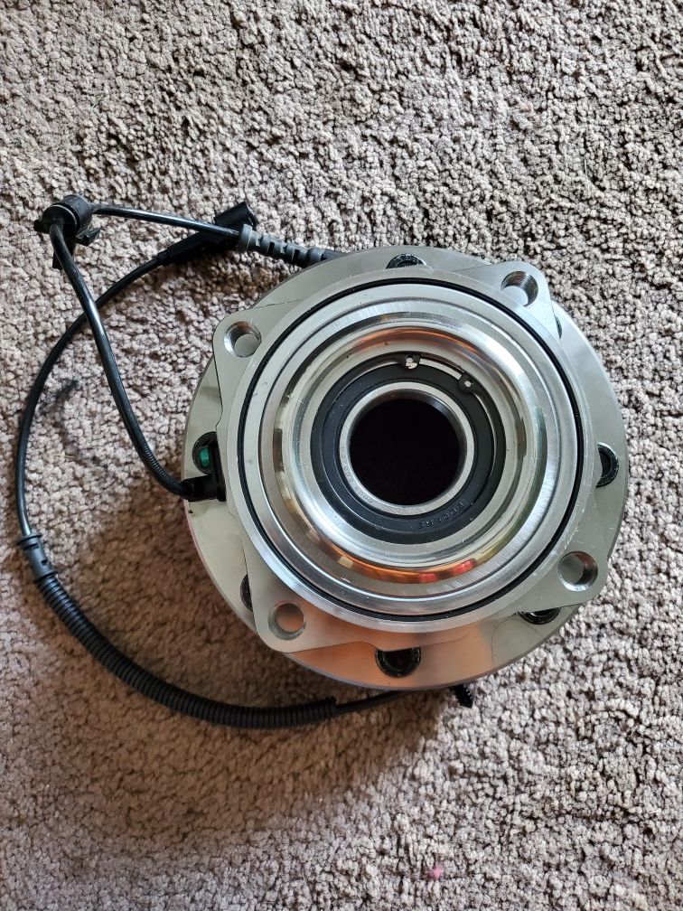 Moog wheel bearing Front Ford f-250 Dually