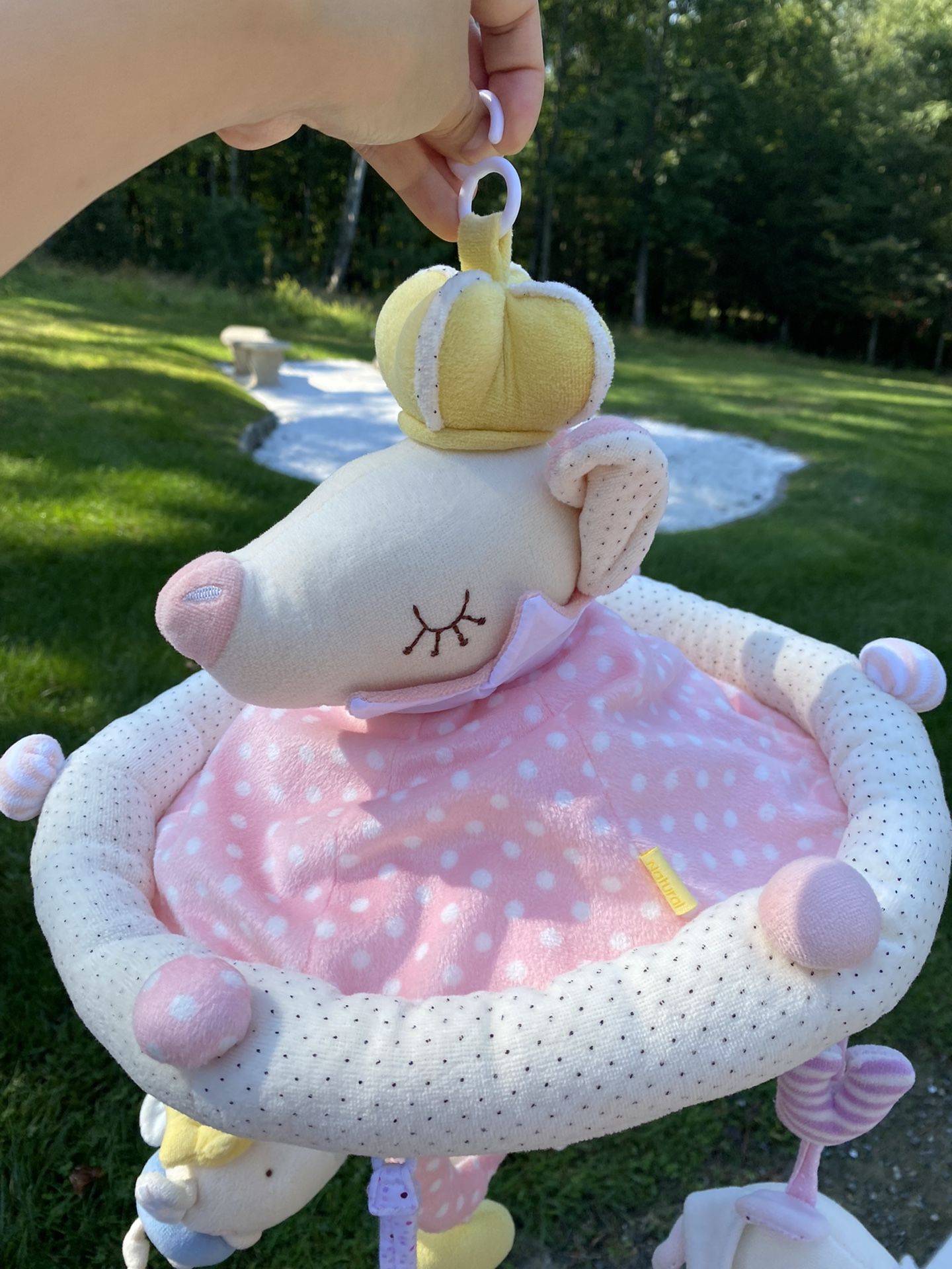 Crib Mobile, can Download Any Music In It