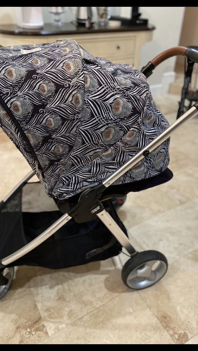 Papa’s And Mamas Armadillo Limited Edition Leather Handle $$$$365