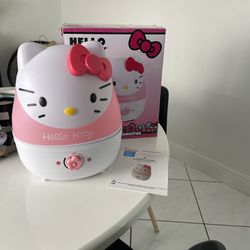 Hello Kitty Cool Mist Humidifier Thumbnail
