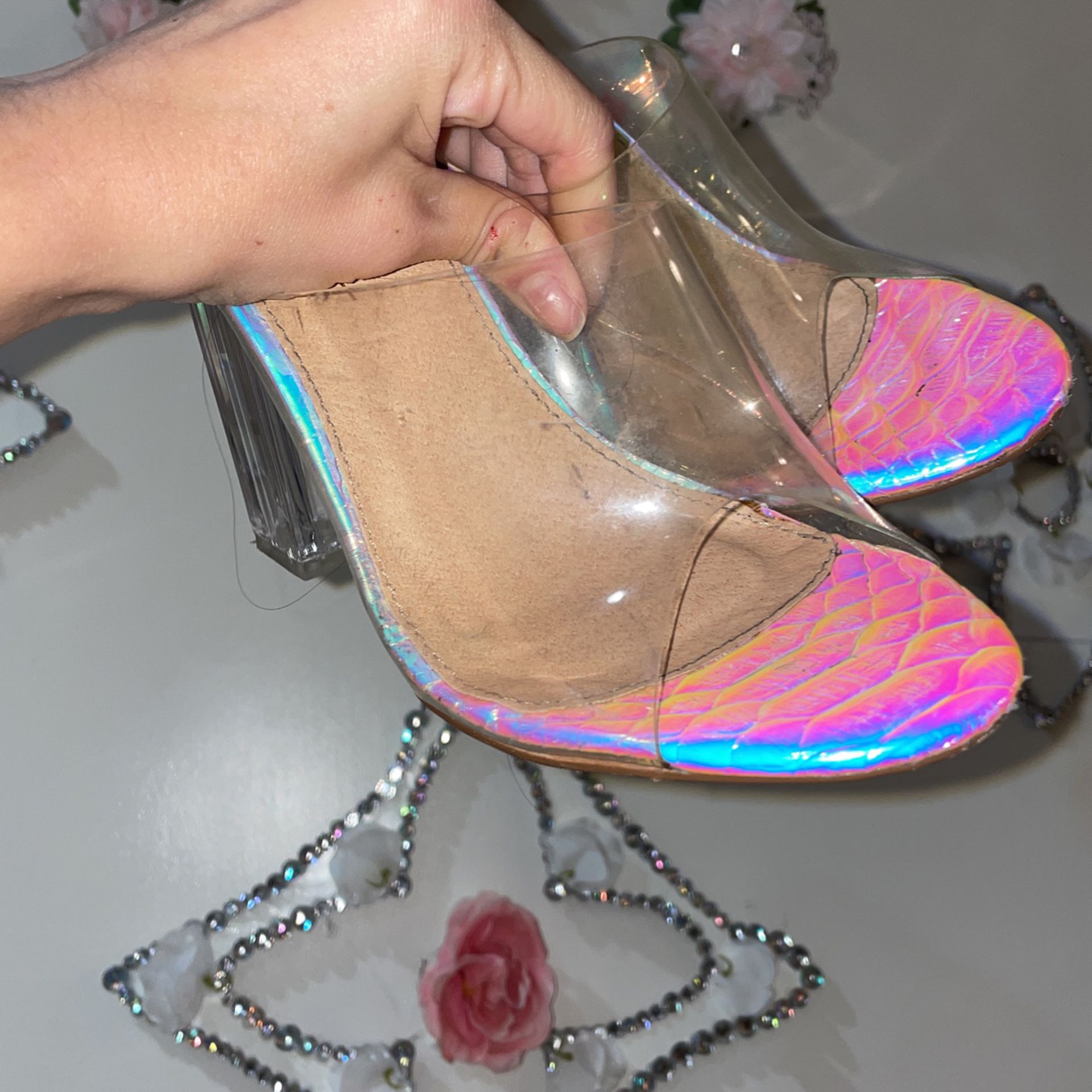 Olivia Jaymes iridescent chunky heel 👡 