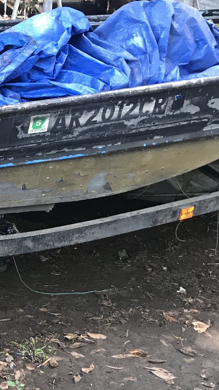 Aluminum Fishing Boat,moter, and Trailer