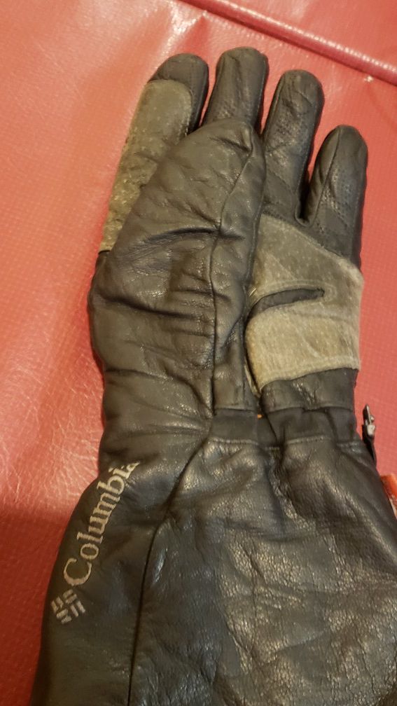 Columbia ski thermal omni-heat electric heated gloves, Mens M, unisex womens L