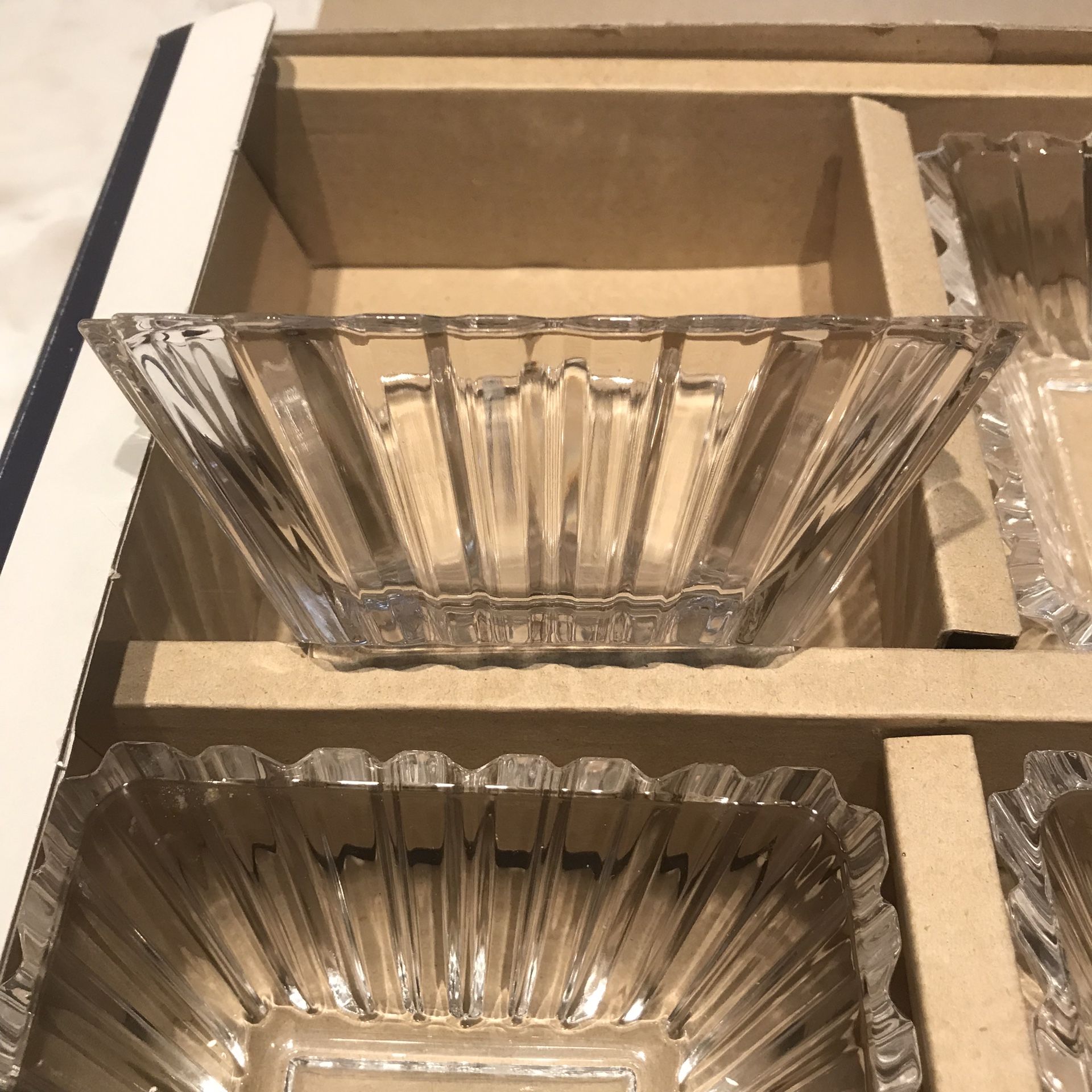Crystal Clear 4 Section Server w/ Tray