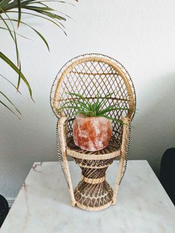 vintage wicker chair plant stand Thumbnail