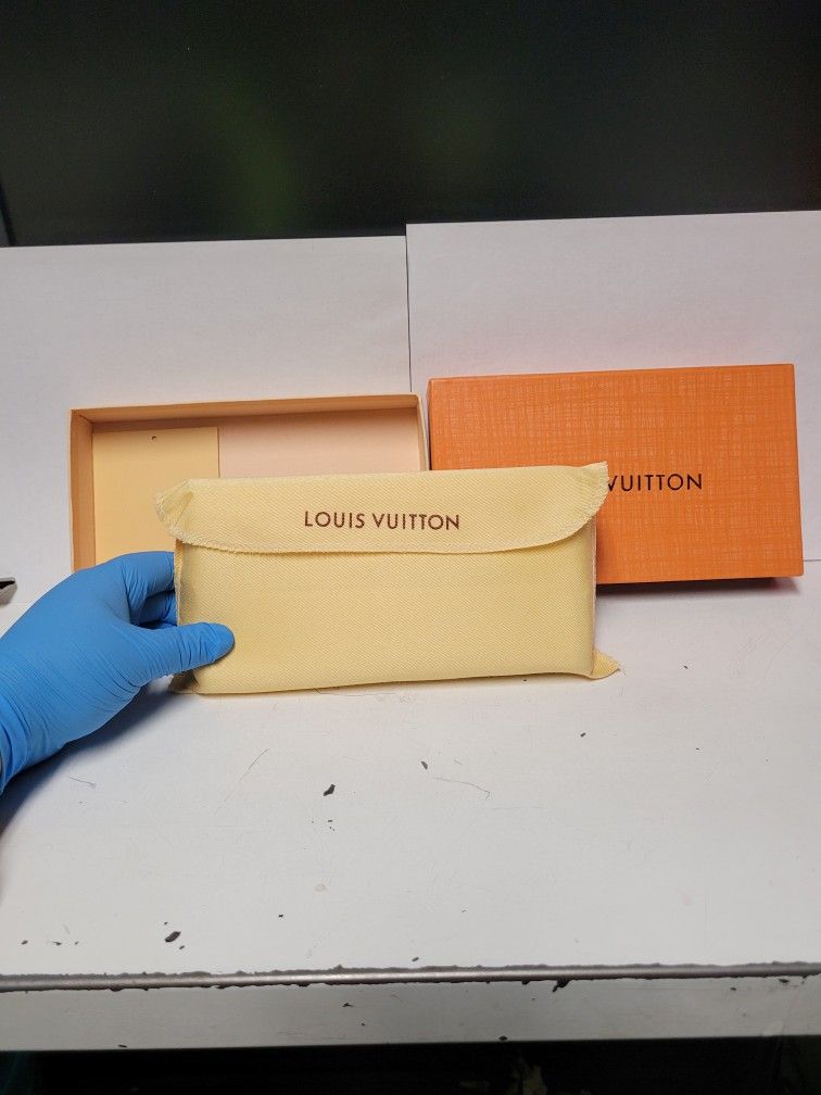 Louis Vuitton Pink Wallet