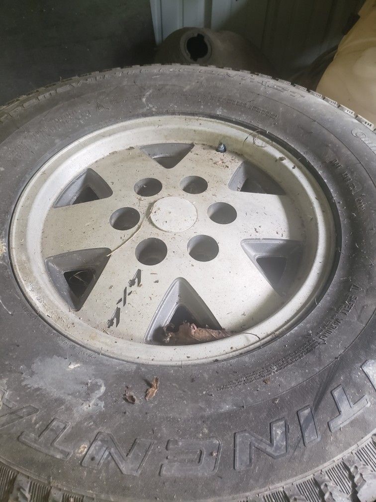 Chevy Truck 16" 6 Lung Hole 4 Rims