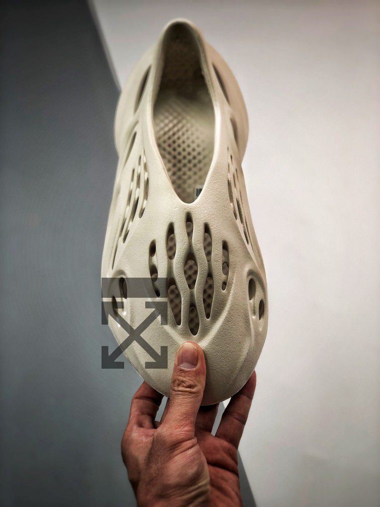 Adidas Yeezy Foam Size 4 to 13