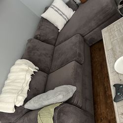 Very Comfy Couch For Sale  Thumbnail