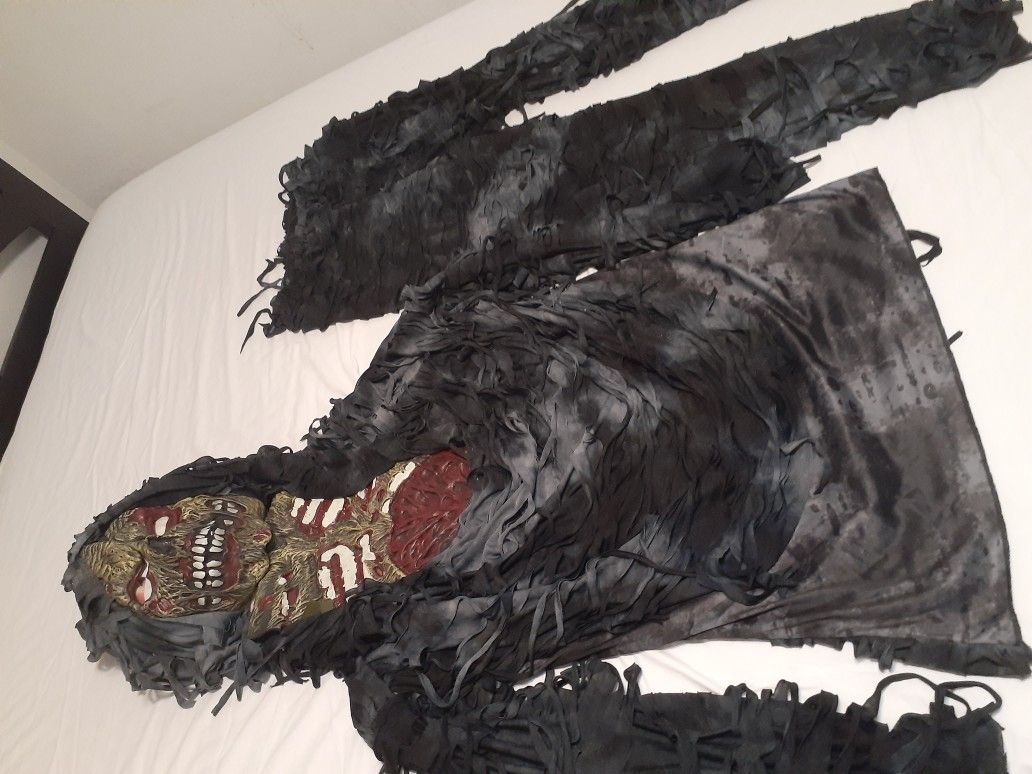Costumer for Halloween of Women and Men