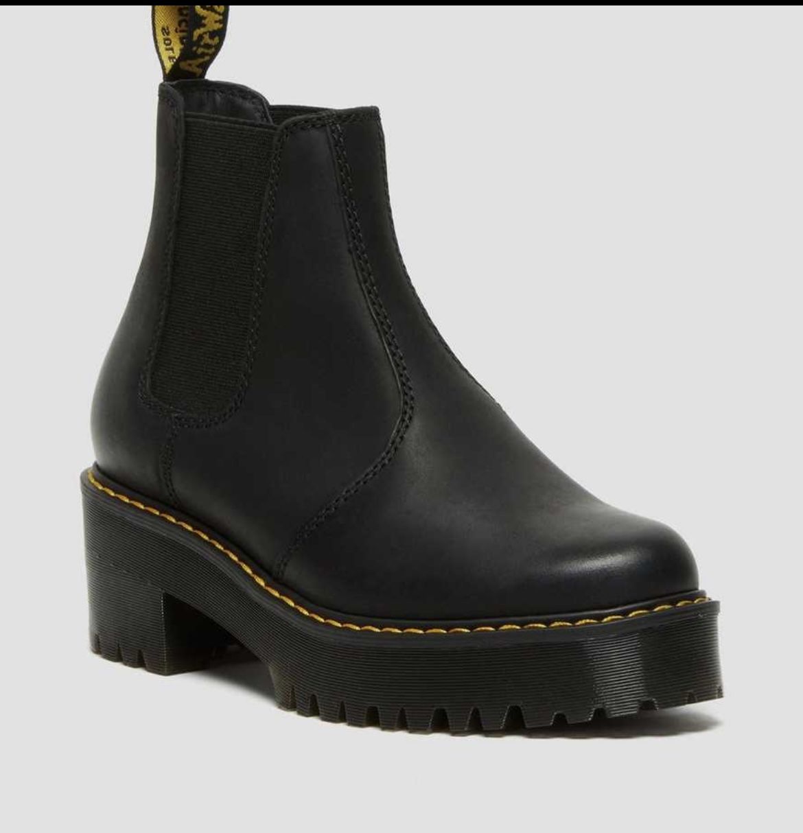 Chelsea Boots