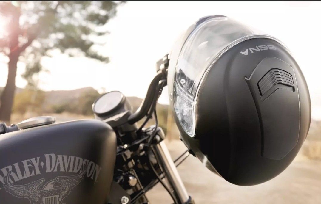 SENA Medium Momentum Dual Bluetooth Helmet Full Face Matt Black