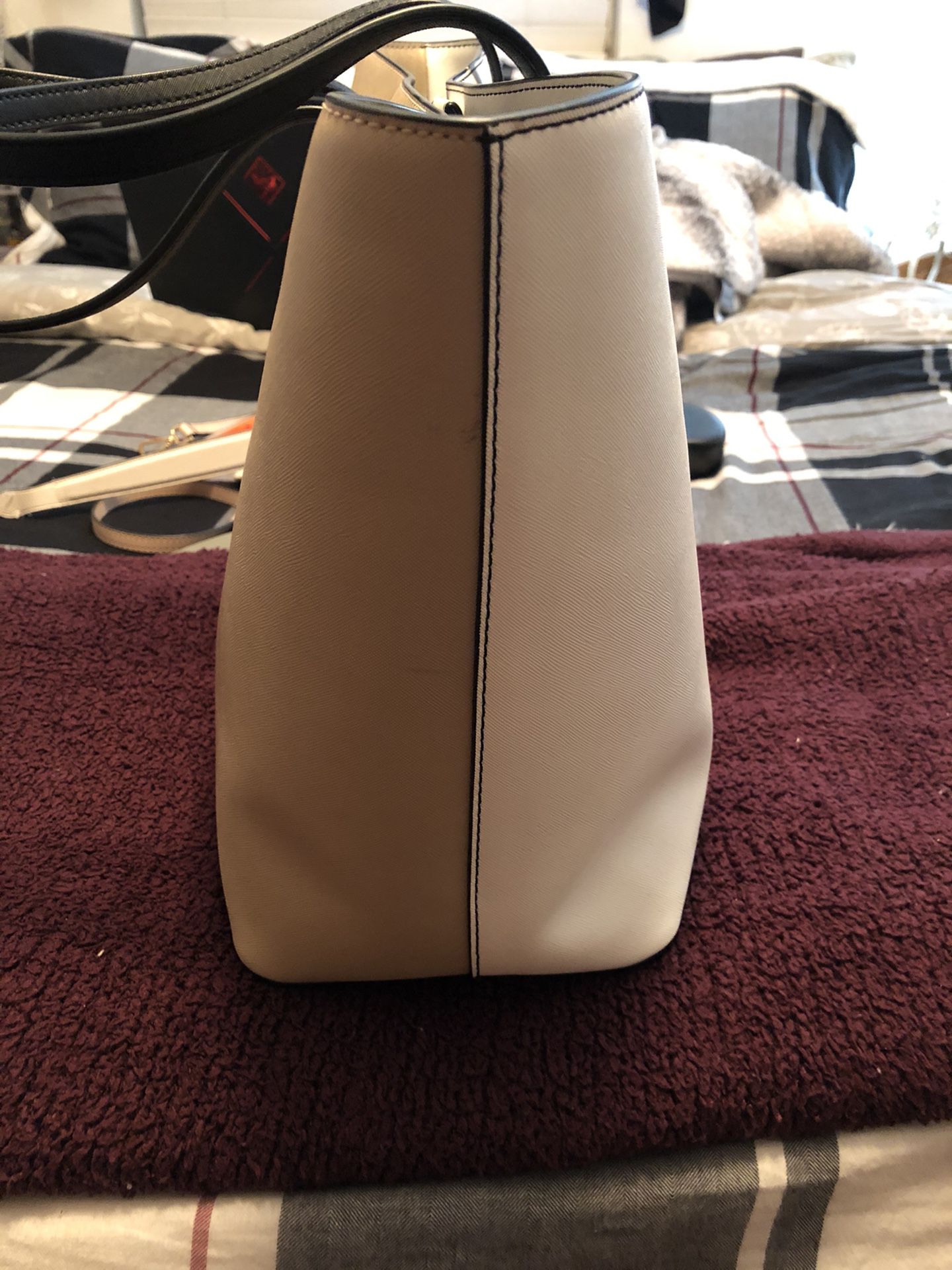 Like new Marc Jacobs Tote
