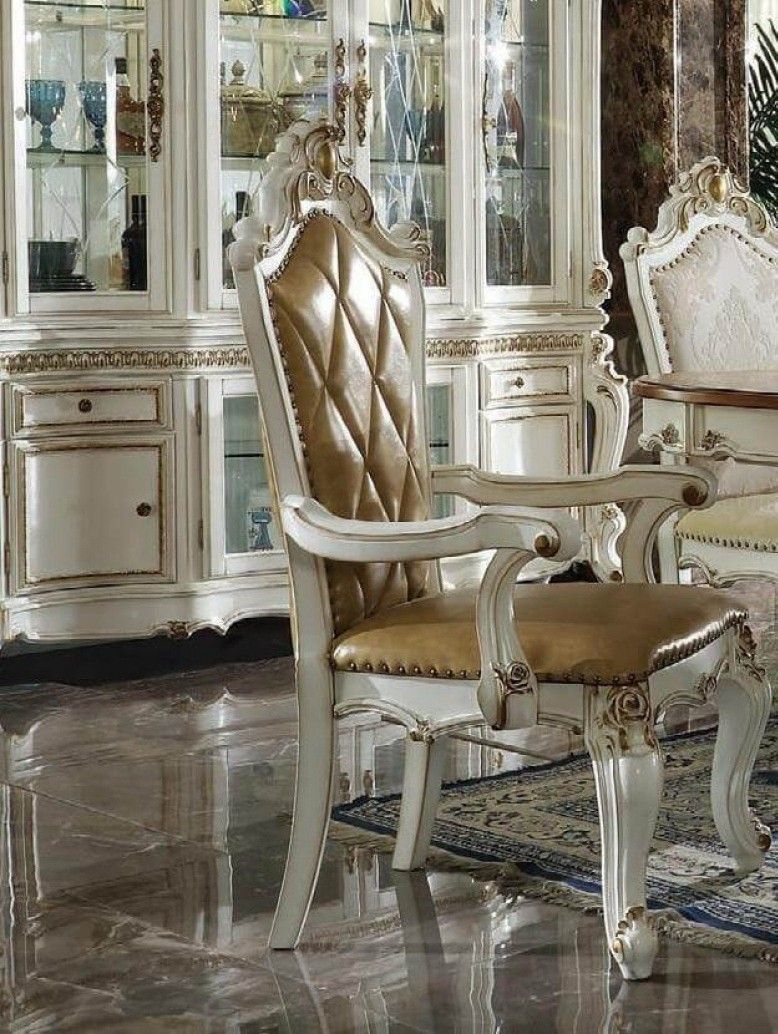 3-7 Days Delivery šš. Picardy Dining Set