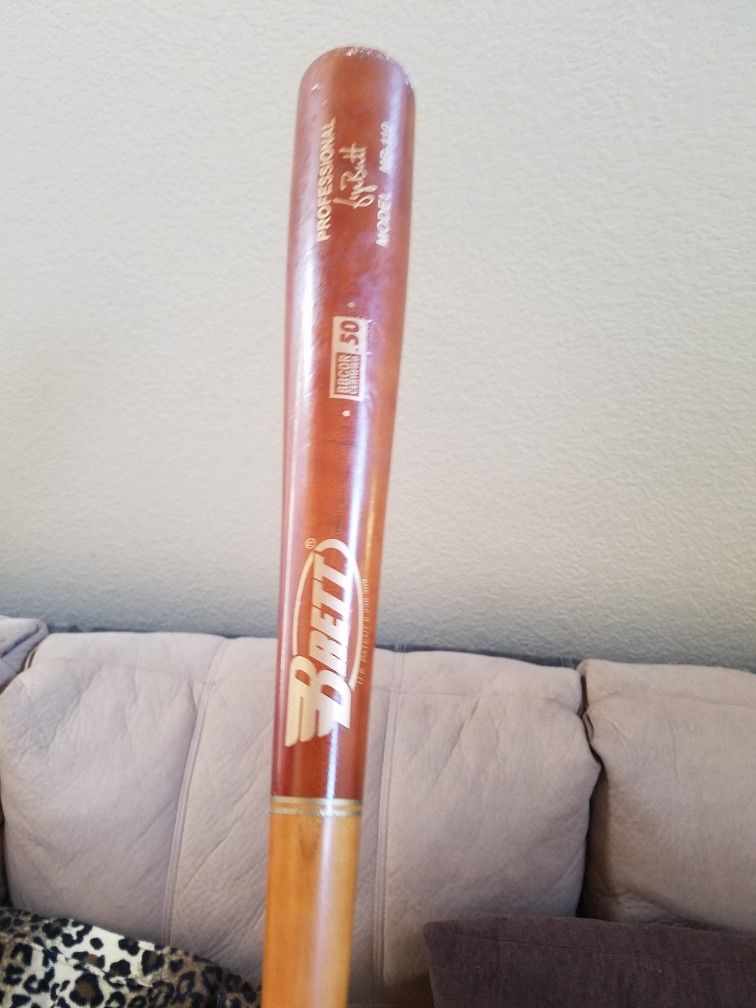 BRETT MB-110 MAPLE/BAMBOO BBCOR WOOD BAT 32/29