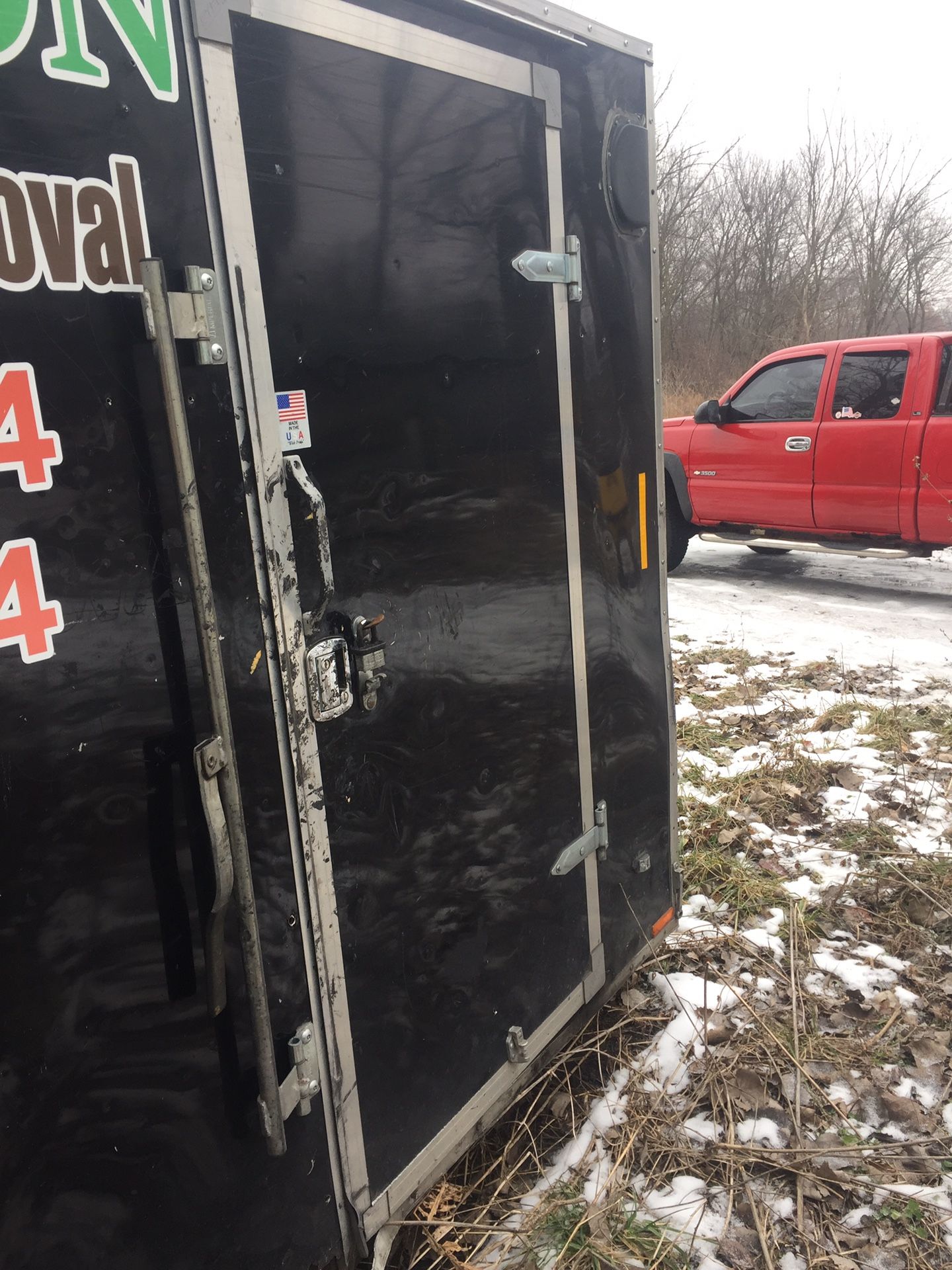 2015 enclosed trailer 8x10