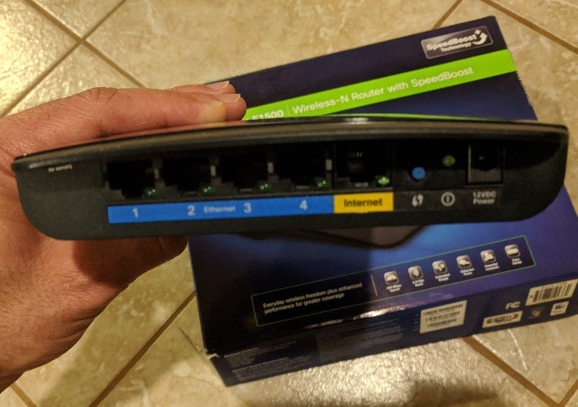 Cisco Linksys E1500 Wireless N Router