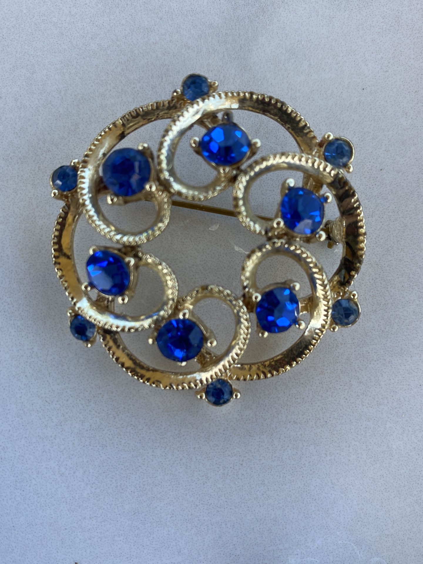 Collectors I Have Lots And Lots Of Vintage Costume Jewelry!!!