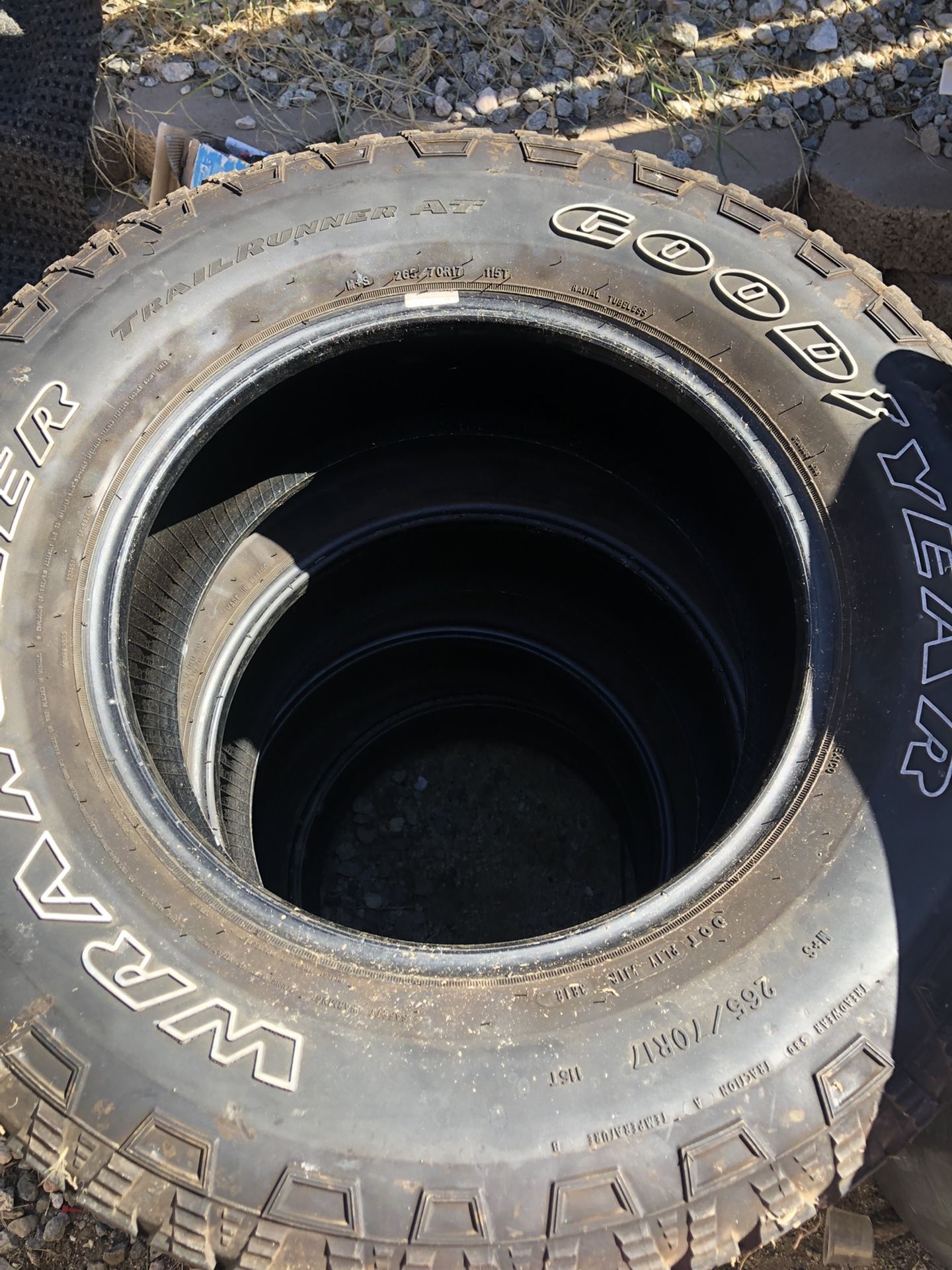 Goodyear Wrangler 265/70-17