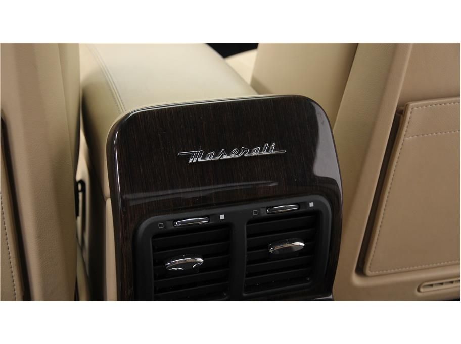 2012 Maserati Quattroporte