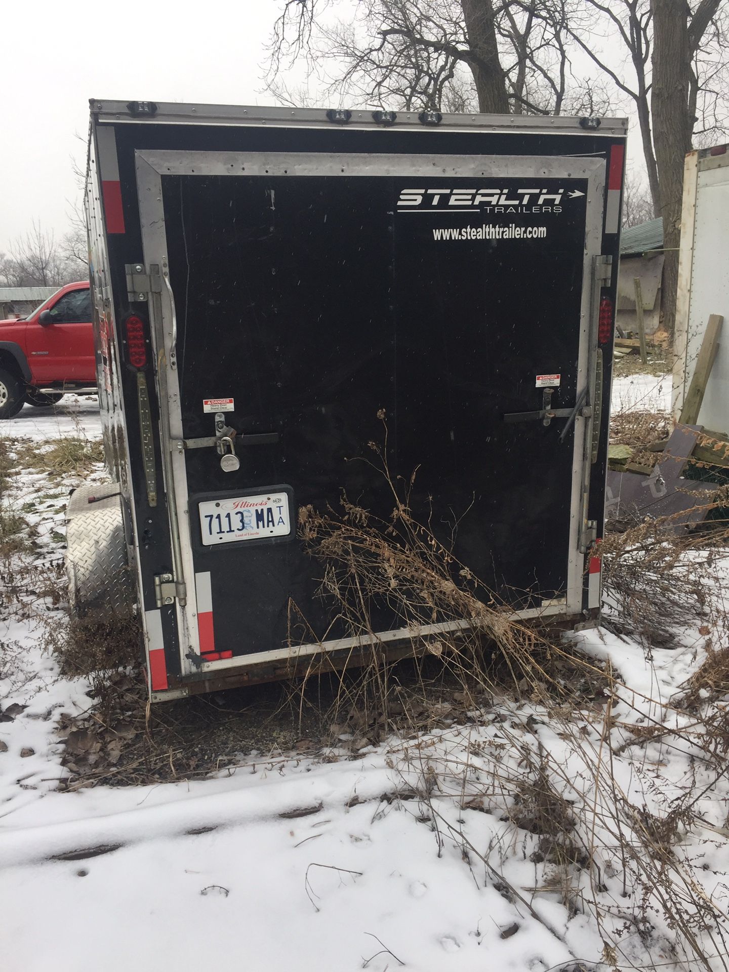 2015 enclosed trailer 8x10