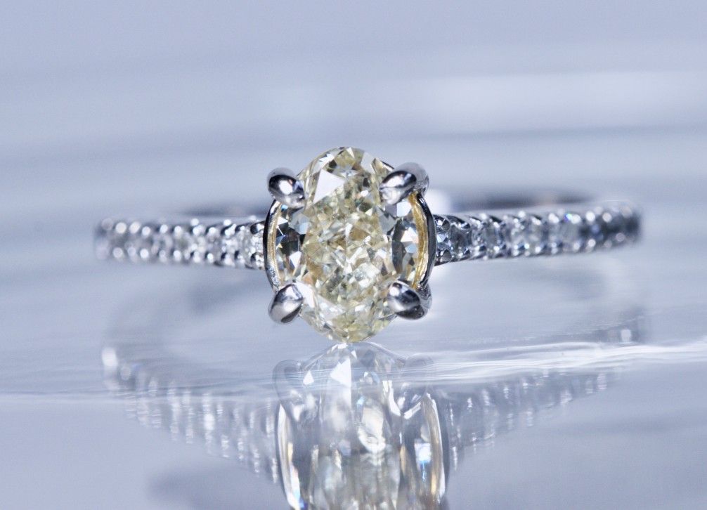 14K WG 1.02CT Natural FANCY INTENSE YELLOW Oval cut Diamond engagement ring Appraised $6400
